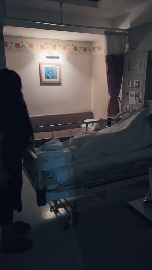 แกล้งหลอกผี